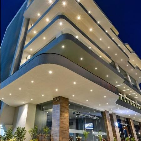 Afc Hotel Indore Extérieur photo